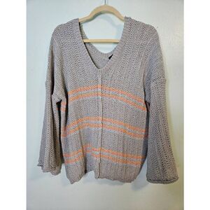 Vici v neck gray/peach loose knit sweater. Size L.